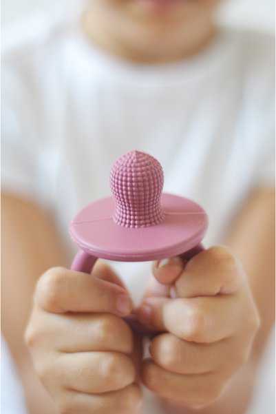 MinikOiOi لعبة عضاضة سيليكون جومي - فيلفيت روز