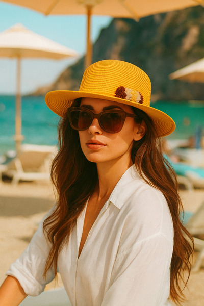 Katia&Bony Woman's straw hat with pompon accessory mustard