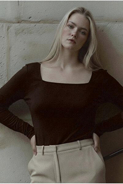 RUSK Plus Size Modal Fabric Stretch Fabric Bitter Brown Square Neck Blouse