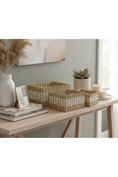 SPR سلال تخزين Natural Wicker Storage Baskets - Set in Three Sizes