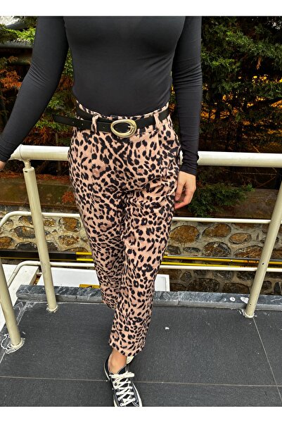 Somut istanbul Women's Pocketed Leopard Belted Carrot Cut Trousers