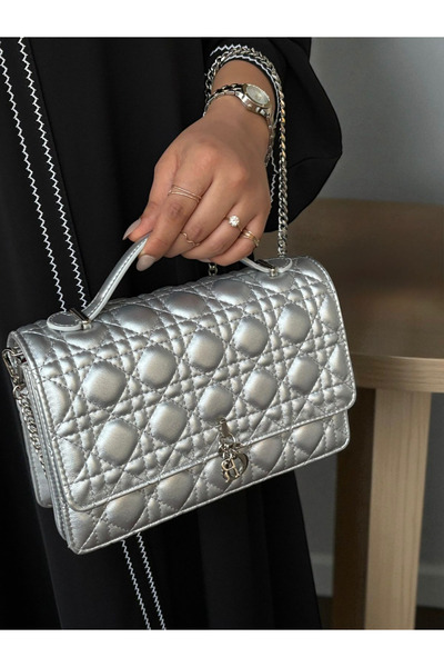 GENERAL High quality shoulder bag with accessories