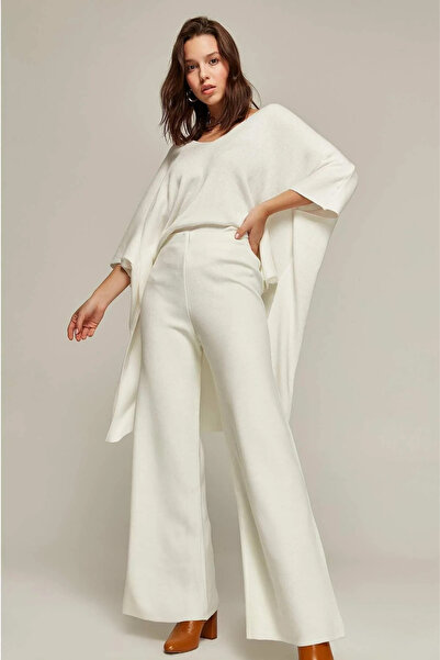 Qaju Women's High Waist Knitwear Wide Leg Trousers (100cm)- Ecru