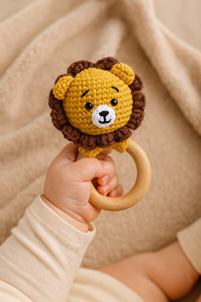 Homesinti El Yapımı Aslan Çıngırak & Diş Kaşıyıcı | Organik Ahşap Bebek Oyunc...