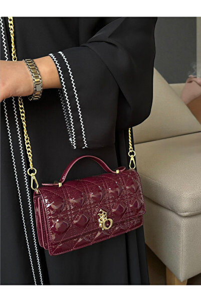 GENERAL High quality shoulder bag with accessories