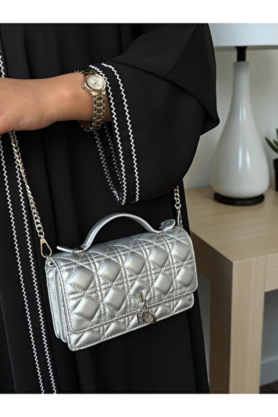 GENERAL High quality shoulder bag with accessories