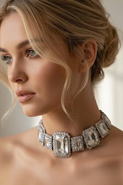 CAŞ DEKORASYON Silver Color Stone Evening Dress Necklace