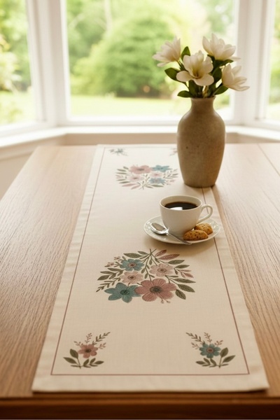 MİNOZA Digital Baskılı Punch Nakış Görünümlü Çiçekli Dekoratif Masa Runner