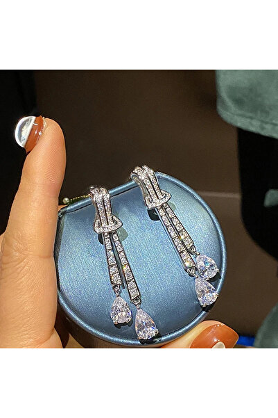 Choice أقراط متدلية طويلة مرصعة بالزركون من Huitan Bling Bling، مزينة بشرابات...