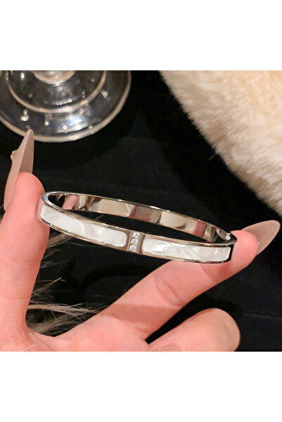 Choice سوار فضي من الفولاذ التيتانيوم مكون من قطعة واحدة، بتصميم كلاسيكي عصري...