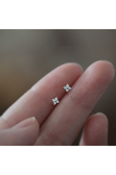 Choice أقراط أذن صغيرة لطيفة مرصعة بالزركونيوم المكعب S2-2pcs-3mm 2/3 قطع للن...