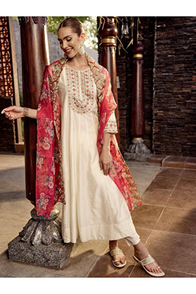 Ishin By Styli Women Off White Kurta with Pants and Dupatta Set