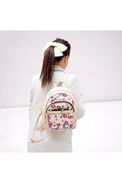 Produse.Top Rucsac dama bej din piele cu imprimeu flori si buzunar exterior cu fermoar ACRD267