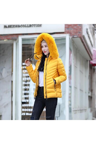 Produse.Top Geaca iarna matlasata galbena cambrata din puf sintetic cu gluga ...