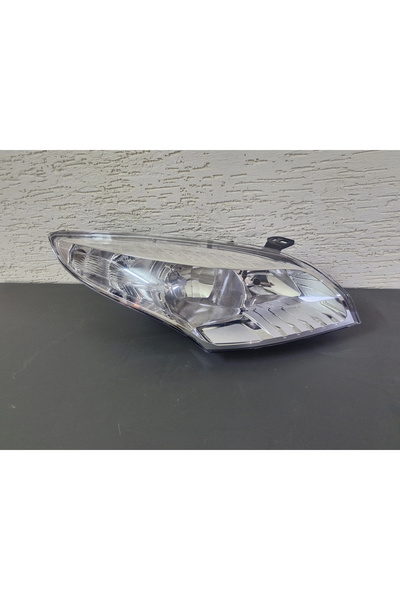 TYC RENAULT MEGANE 3 SAĞ ÖN FAR MOTORLU SIFIR 2008-2011