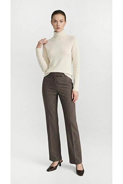Setre Kahverengi Bel Detaylı Rahat Kesim Tam Kalıp Pantolon