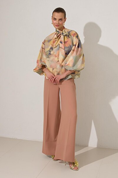 Setre Mint Boyundan Bağlama Detaylı Uzun Kollu Desenli Bluz