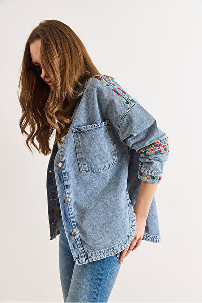 Olalook Kadın Mavi Nakış Detaylı Kalın Denim Ceket CKT-19000501