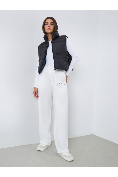 Styli Women White Printed Wide Leg Joggers