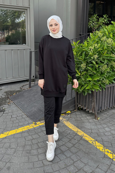 Ovn. Minimal Plain Basic Sweat - Black