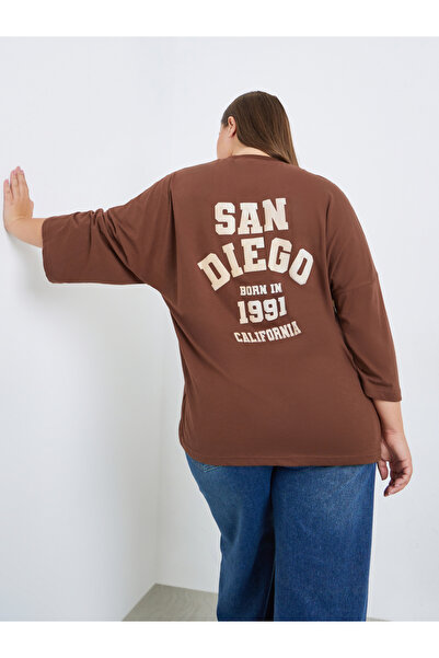 Styli Plus Size Brown Oversized Graphic T-Shirt