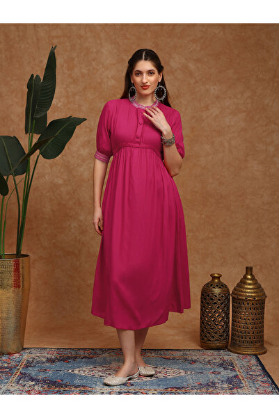 Globus By Styli Embroidered Mandarin Collar Gathered Detail Midi Dress