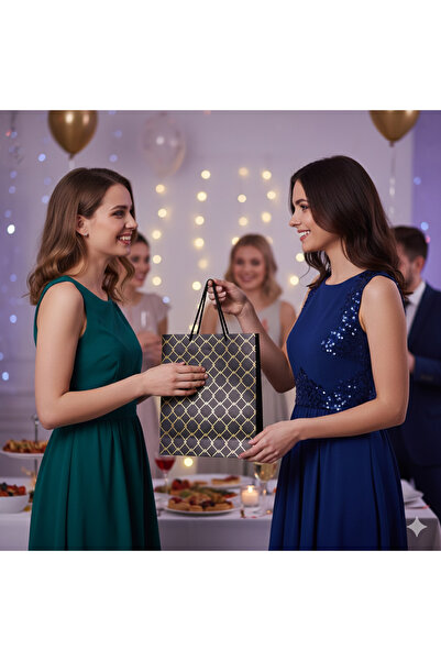 DODOMAR 26X32X10 cm – Black Foil Geometric Patterned Luxury Cardboard Gift Ba...