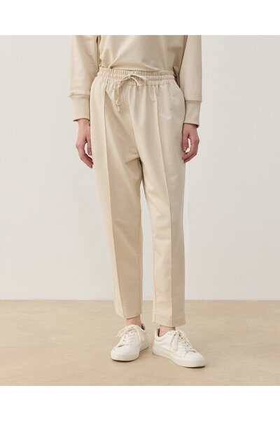 Aybikestil İki İplik Lastikli Cepli Havuç Eşofman Altı Krem