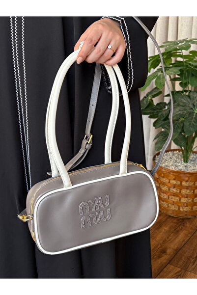 GGGG High quality shoulder bag with accessories