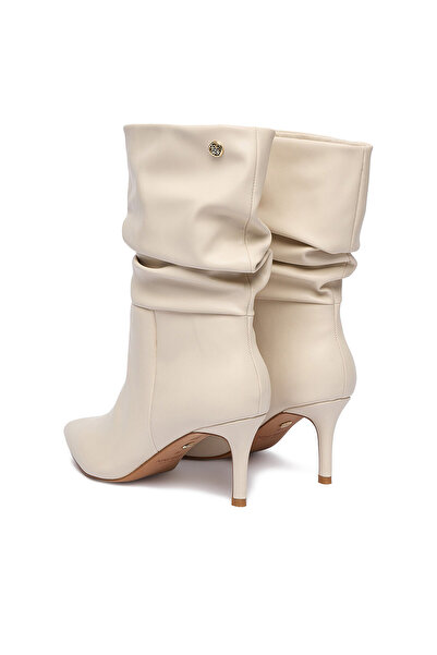 Nine West women's ecru ankle boots