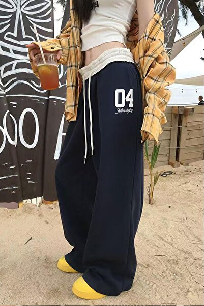 Köstebek Number 04 White Elastic Waist Y2K Unisex Sweatpants