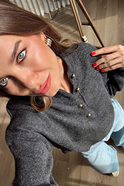 Sue Store Gray Gold Buttoned Oversized Sweater Sweater