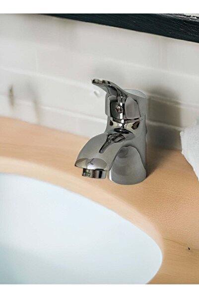 Generic Hot and cold water basin faucet