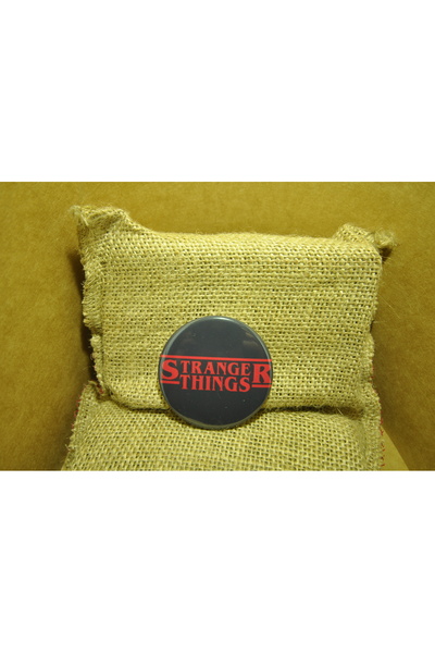 Fanom Stranger Things Rozet Koleksiyonu No1