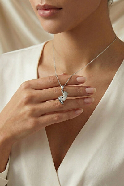 Baleno Concept 925 Ayar Gümüş Minimal ve Şık Bebek Ayak İzi Anne Kolye