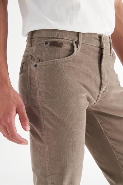 WRANGLER Erkek Texas Slim Kadife Pantolon Brown
