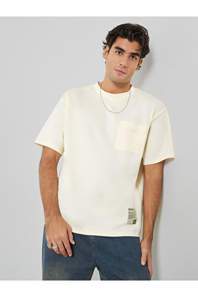 Styli Men Oversized Compact Stretch Heavy Jersey T-Shirt with Badge
