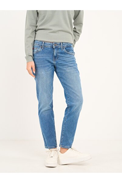 Lee Cooper Women's boyfriend jeans with faded look