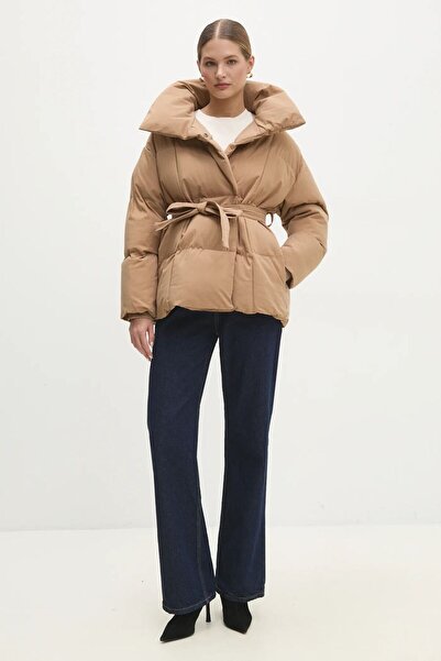 OEM Women's quilted jacket, with drawstring and high collar - comfort and style for the cold season, cream, M/L