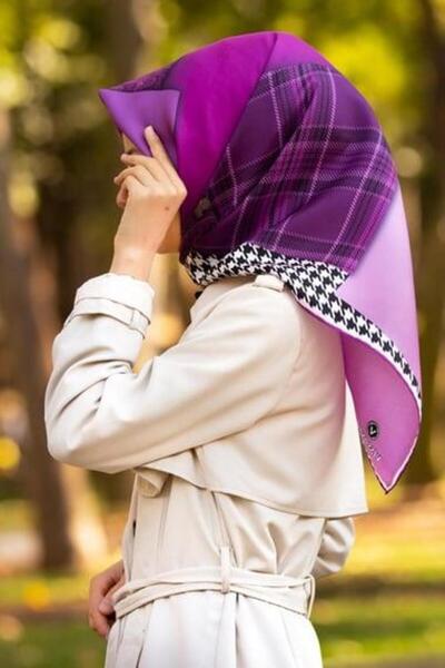 Vissona Tivil Silk Scarf 16996 - 0026 - 0024 Plum Pink Houndstooth Pattern