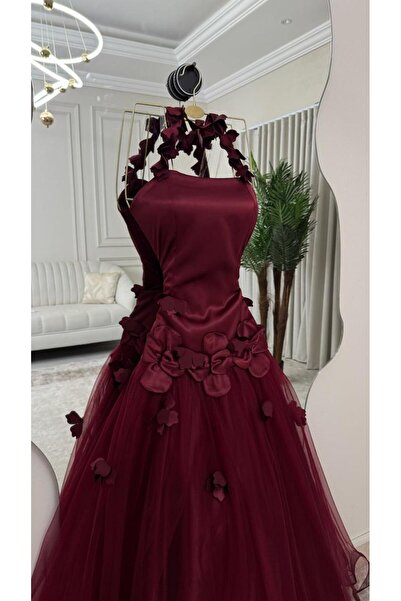 To Be فستان عودي تل ناعم مع تفته ورود