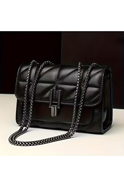PrasadCo حقيبة كروسبودي فاخرة من الجلد الأسود المبطن مع حزام سلسلة معدنية (حج...