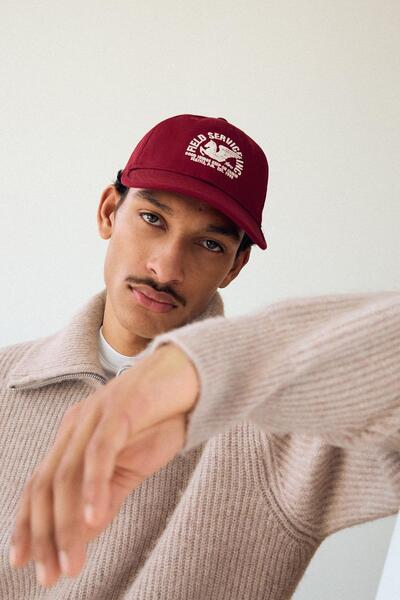 Bershka İşlemeli Şapka