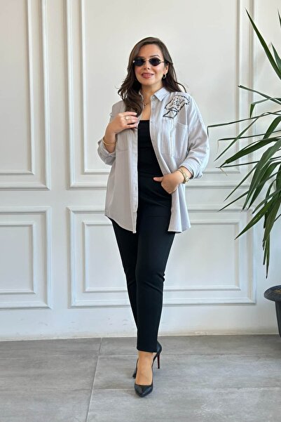 Yağmur Butik Cămașă cu broderie de mărgele de piatră și flori pe buzunar