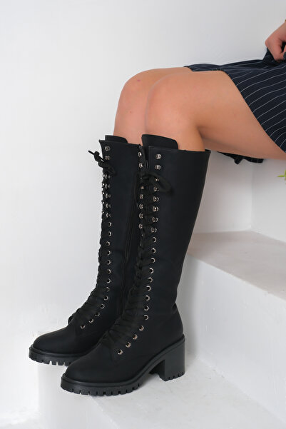 Saltopik Cizme negre cu toc și șireturi cu fermoar