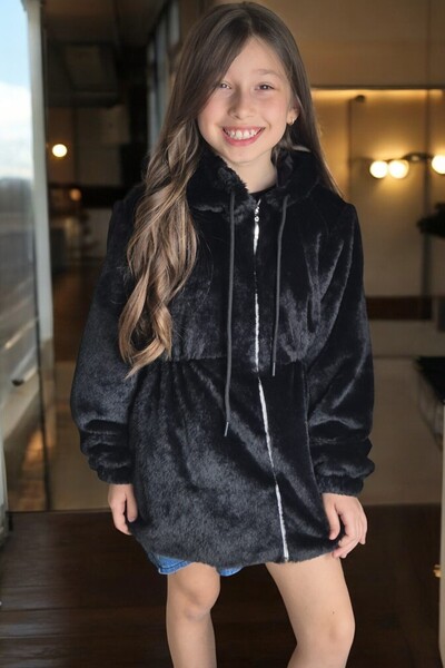 QUB CLUB Момичешко антрацитно плюшено палто с подплата, налично в един размер...