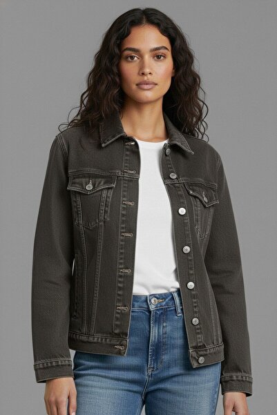 WKM Women's Relaxed Fit Double Pocket Denim Jeans Jacket