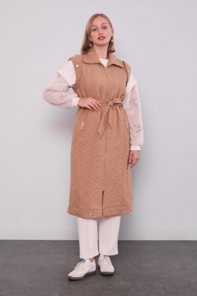 Levidor Camel Pocket Accessory Detailed Vest