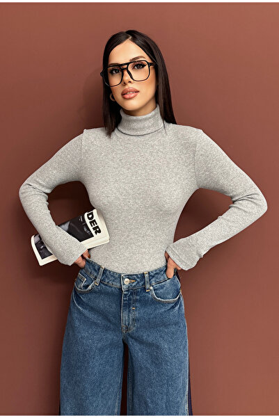 XELA Full Collar Long Sleeve Crop Bluse