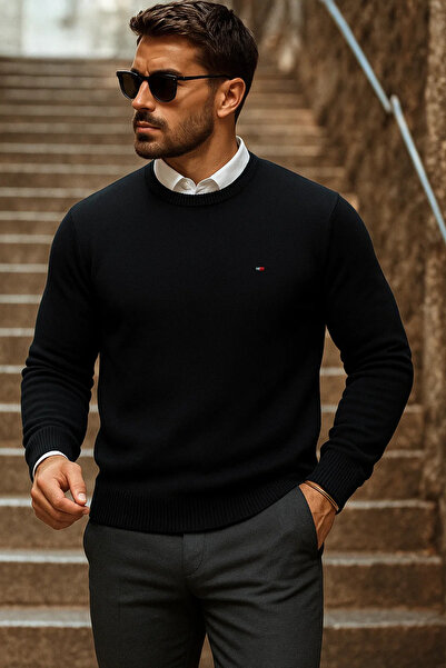 comstar سترة تريكو سوداء برقبة دائرية للرجال من Daily Trend